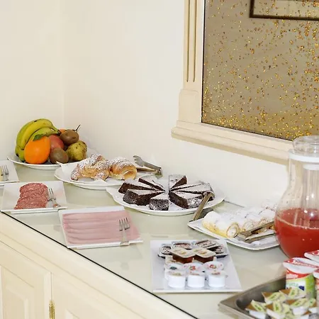 فندق مبيت وإفطار Del Duca 3*