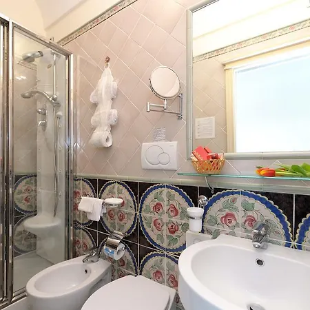 Del Duca فندق مبيت وإفطار 3*