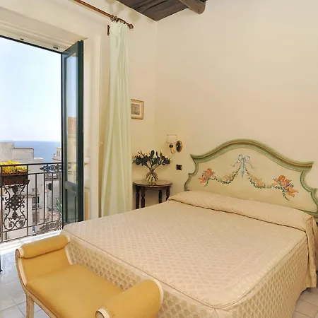 Del Duca B&B 3*